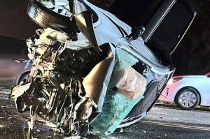 Baní: Yipetas chocan y dejan 4 muertos y 4 heridos