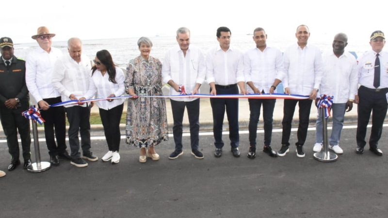 Gobierno entrega el remodelado malecón San Pedro de Macorís