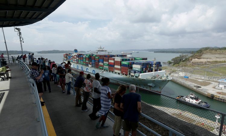 Trump advierte que exigiría la devolución Canal de Panamá
