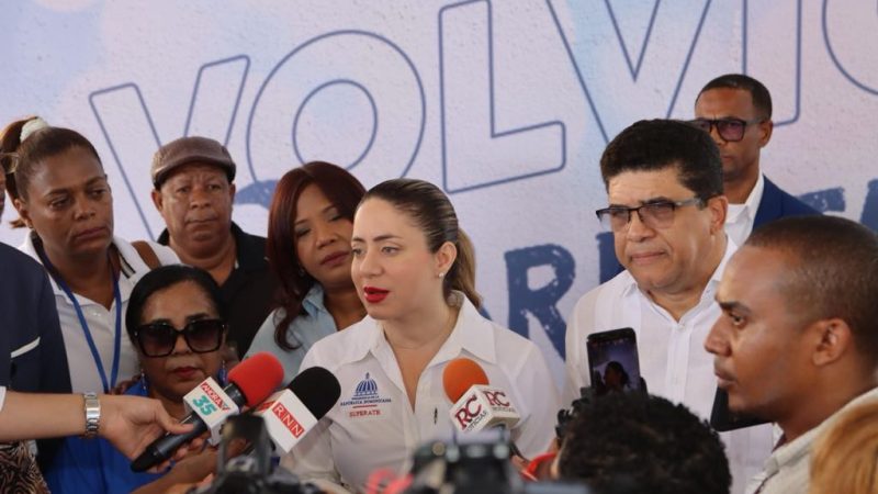Supérate inicia entrega de Bono Navideño en Santo Domingo Este; la institución llevará la “brisita navideña” a 350 mil familias