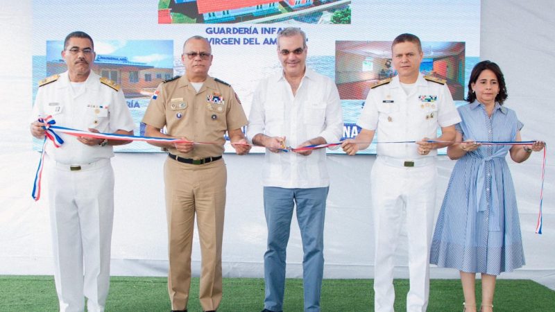 El Gobierno inaugura obras en Sto. Domingo Este y Boca Chica