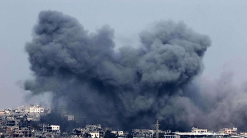 Intensos combates deja 100 muertos entre milicias prokurdas y FDS