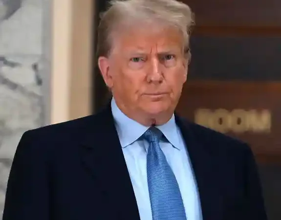 Trump no descarta fuerza militar para tomar Canal de Panamá