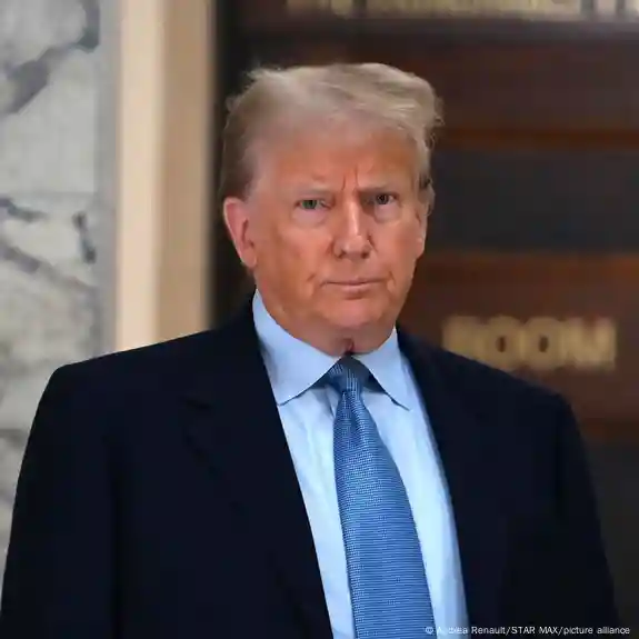 Trump no descarta fuerza militar para tomar Canal de Panamá