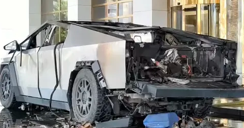 ¿Quién es el autor de la explosión del vehículo Tesla frente a torre de Trump?