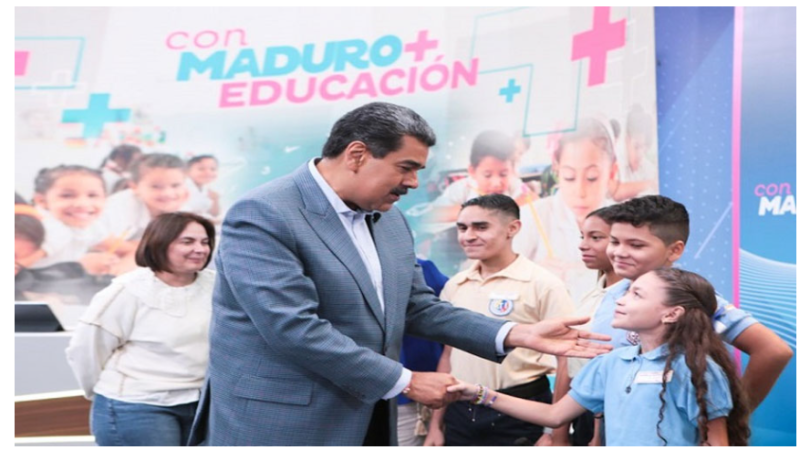 Nicolás Maduro proclama que “no habrá fuerza sobre esta tierra para torcerle el brazo a Venezuela”, mientras anuncia entrega de más de cien escuelas y liceos