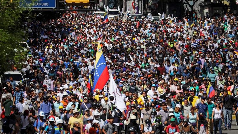 Chavismo colma de alegría las calles a un día antes de la juramentación de Maduro (VIDEOS)