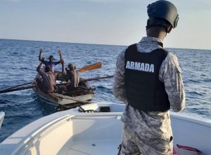 Fuerzas Armadas de RD apresan ilegales haitianos en costas maritimas de Pedernales