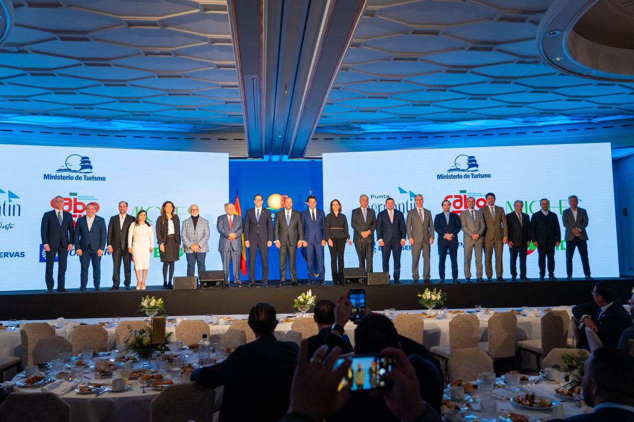 Destacan en FITUR potencial de Miches, P. Bergatín y Cabo Rojo