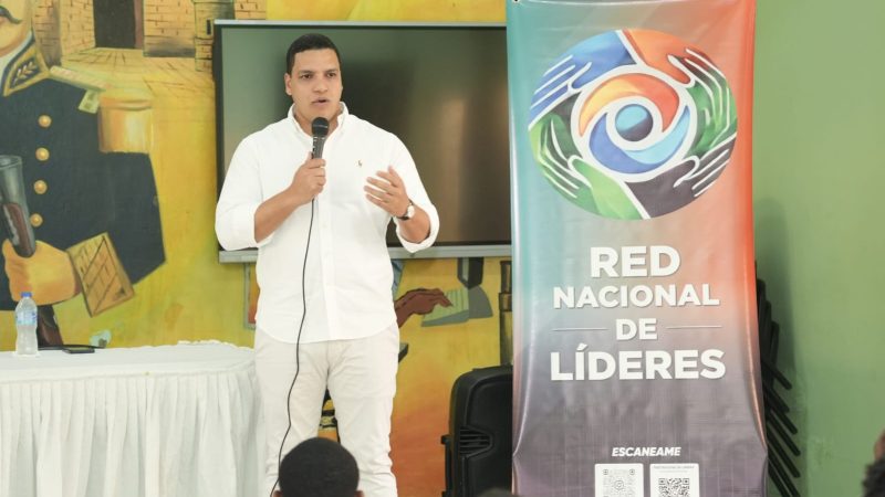 Rafael Díaz lanza la Red Nacional de Líderes con conferencia magistral del embajador Fidel Santana*