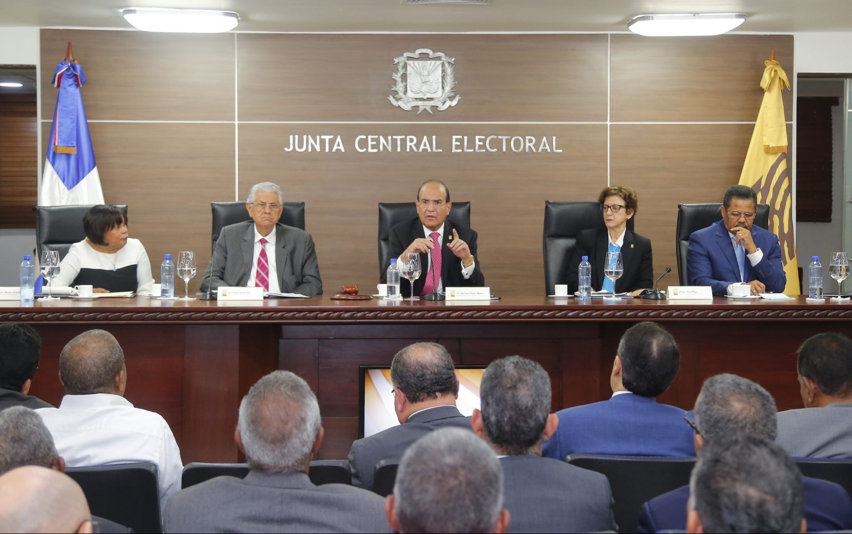 JCE presentará a los partidos proyecto de nueva cédula