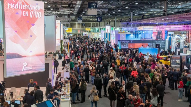 Ministro de Turismo relanza la marca RD con presencia de touroperadores en Madrid