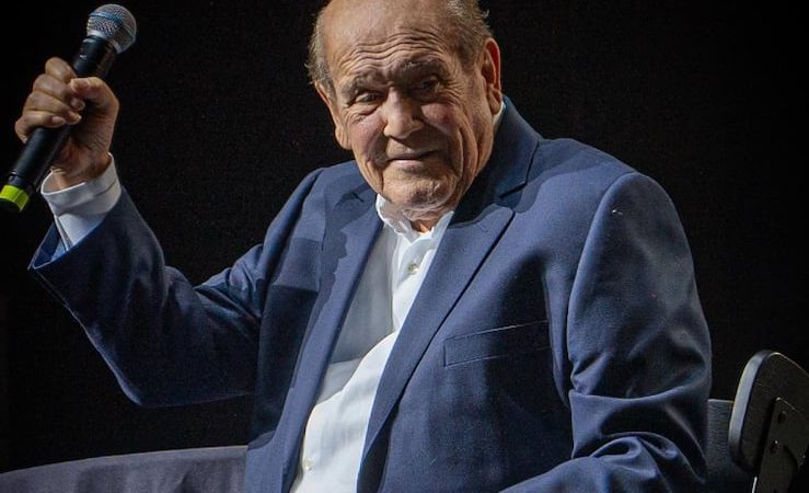 Fallece cantante argentino Leo Dan