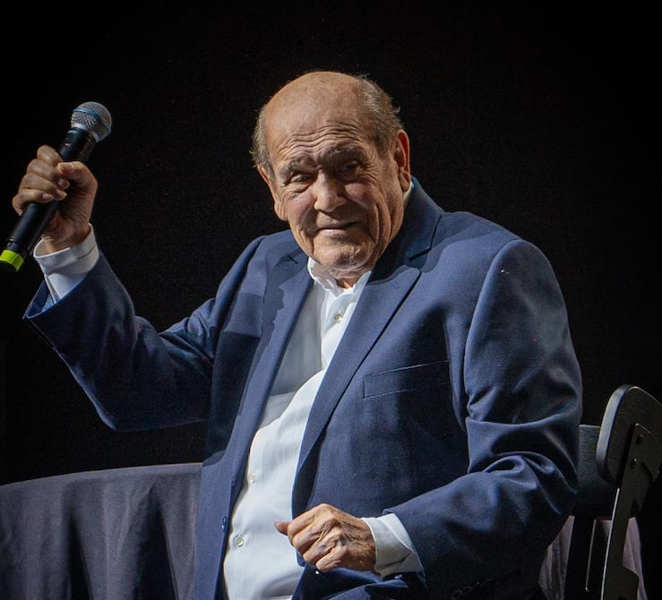 Fallece cantante argentino Leo Dan