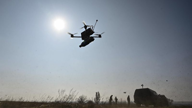 La defensa aérea rusa intercepta y destruye 61 drones ucranianos