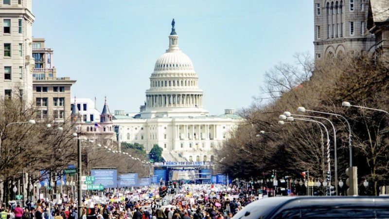 EE.UU. retira a Cuba de su lista de países que patrocinan el terrorismo