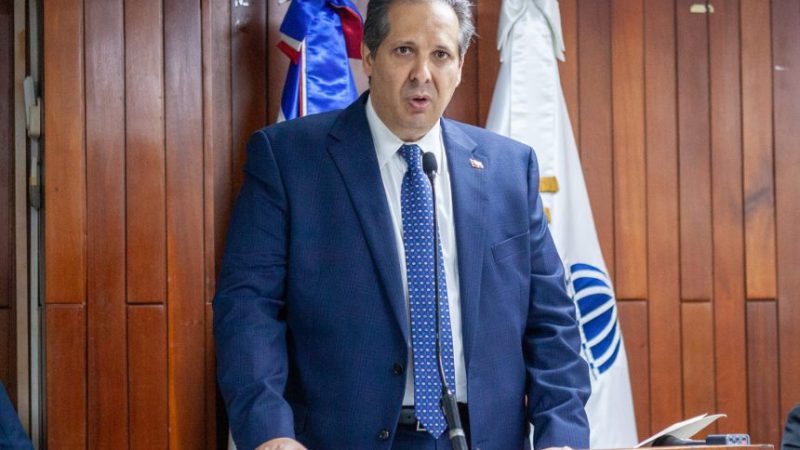 Serán sancionados fumigadores que provoquen intoxicaciones en las escuelas