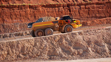 Si Ucrania acepta acuerdo sobre tierras raras, durará siglos para poder pagar incalculable deuda a EE. UU.