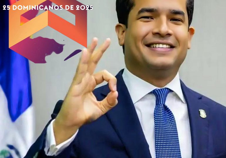 Revista Forbes señala a Omar Fernández Top 25, como uno de los líderes a seguir