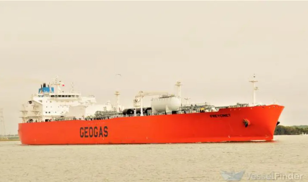 Buque con 26 millones de galones gas licuado de petróleo llegó al país hoy