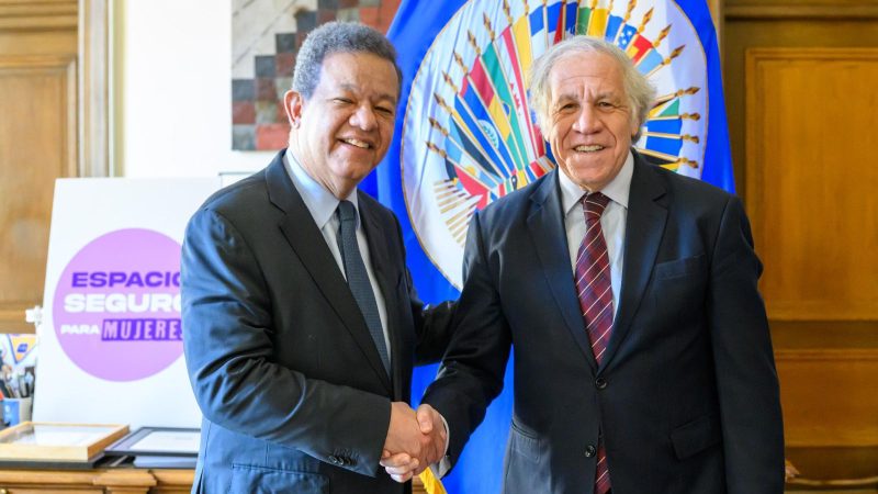 Leonel Fernández viaja a EE.UU. para cumplir una intensa agenda con líderes políticos, académicos y la diáspora dominicana