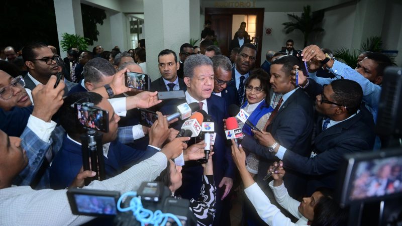 LF califica como rendición de «cuentos» y no de cuentas discurso produce Luis Abinader, cada 27 de febrero