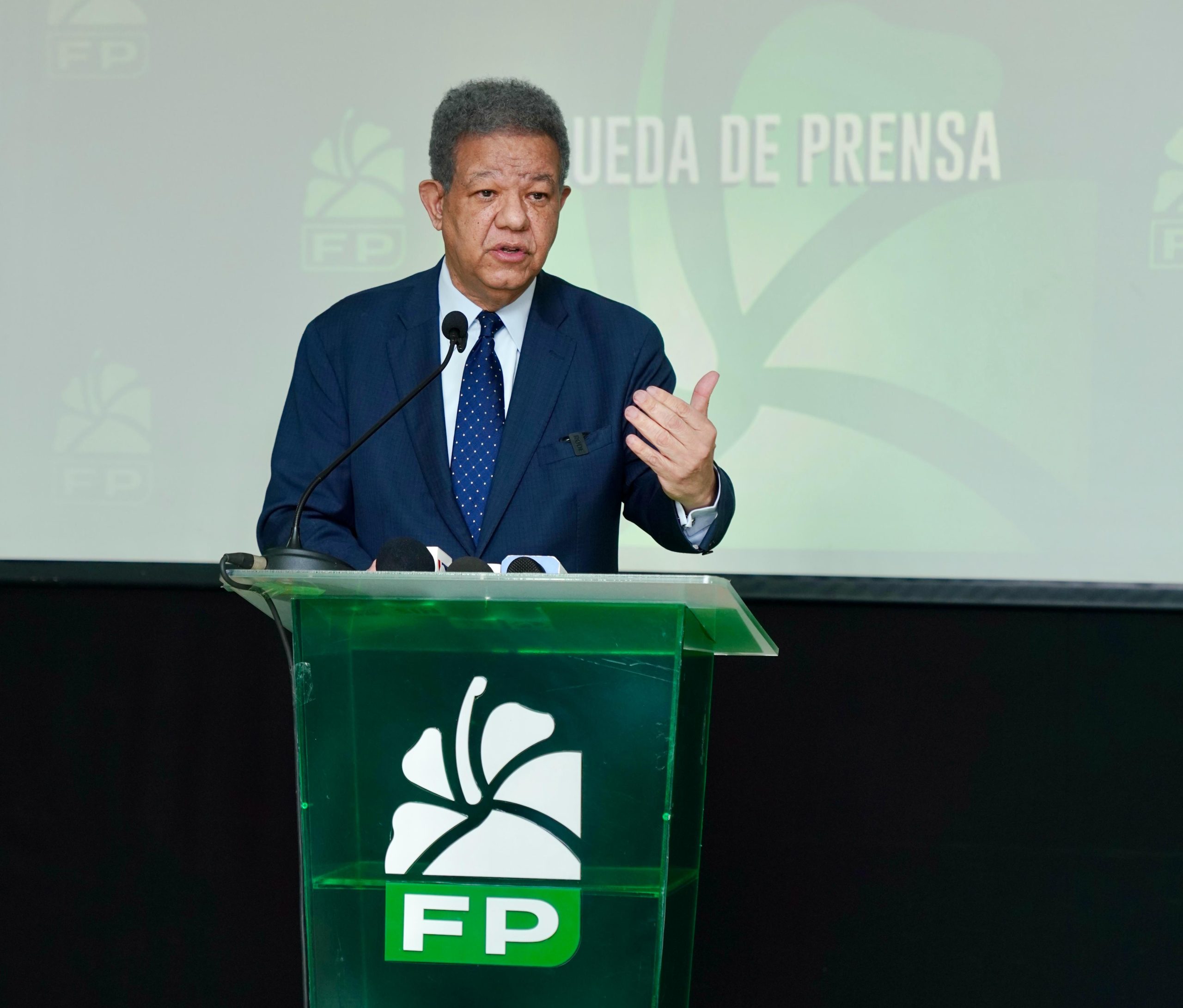 Expresidente Fernández desmonta discurso de rendición de cuentas de Abinader