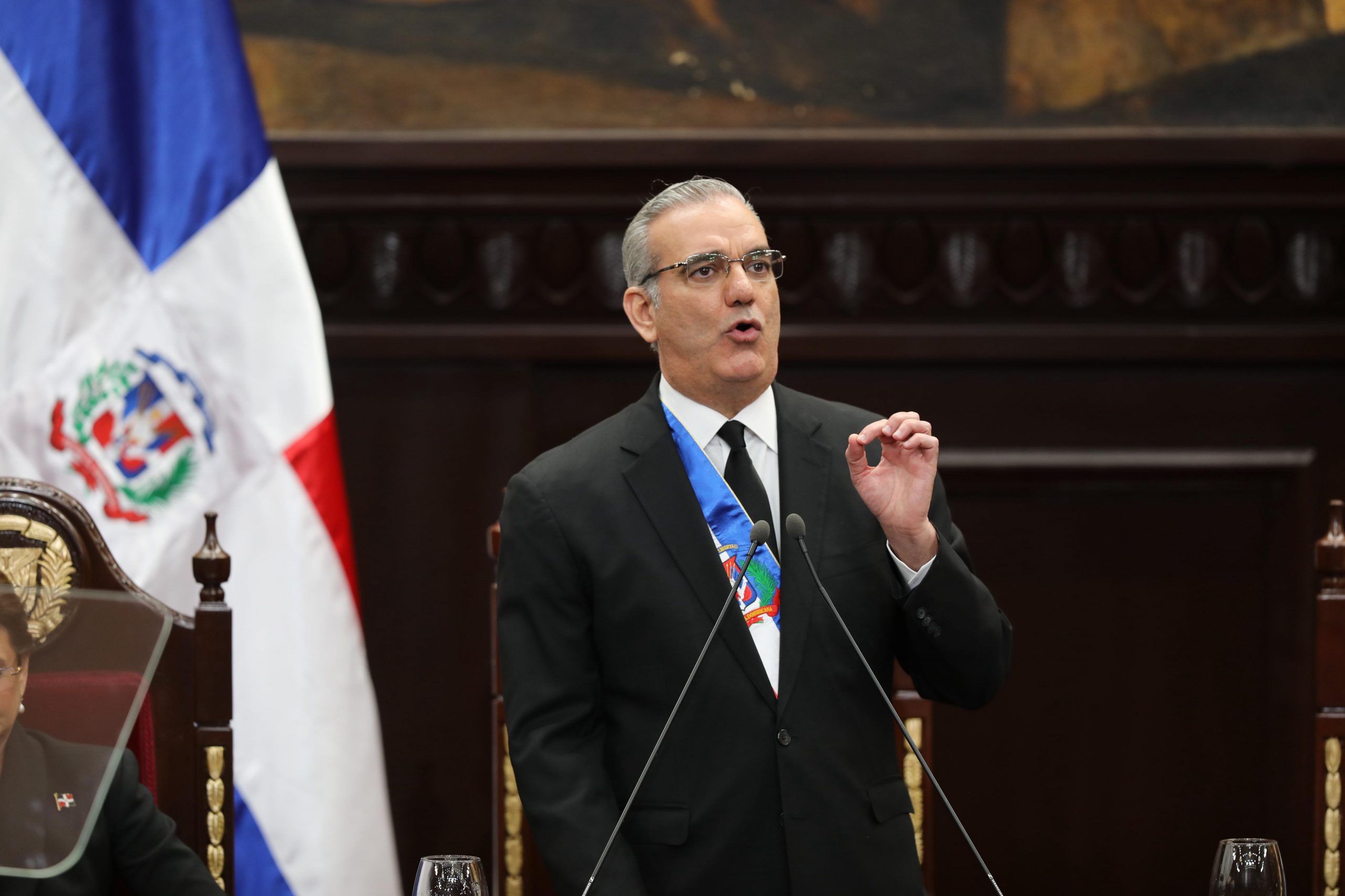 Luis Abinader cree con tierras raras RD dará paso al desarrollo con oportunidades