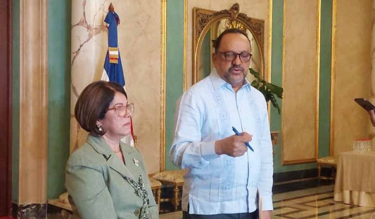 Gobierno anuncia habrá nuevo procurador a partir del 21 de este mes