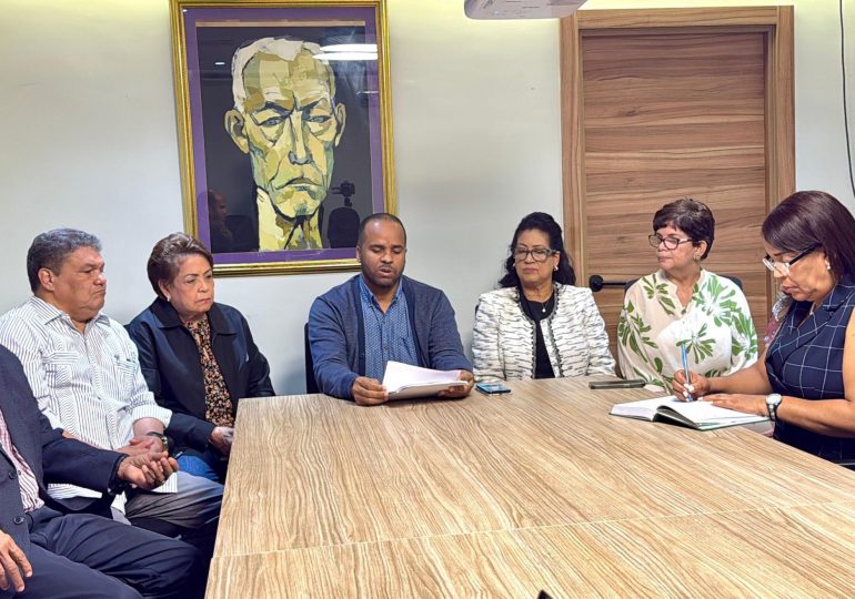 PLD deja abiertas inscripciones para aspirantes a Secretaría