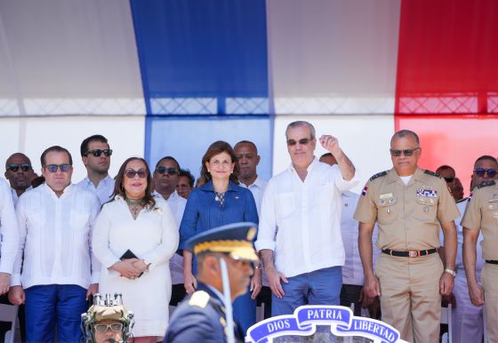 Luis Abinader celebró en Santiago 181 aniversario Batalla del 30 de Marzo con desfile cívico militar