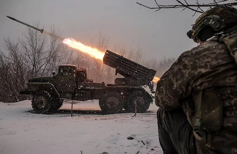 Ante posible aniquilación Trump pide clemencia para tropas rodeadas por rusos en Kiev