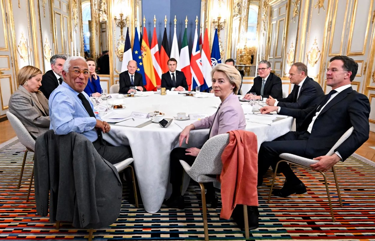 Por crecientes tensiones entre Washington y Ucrania se acelera reunión de líderes europeos en busca de soluciones choque entre Trump y Zelenski