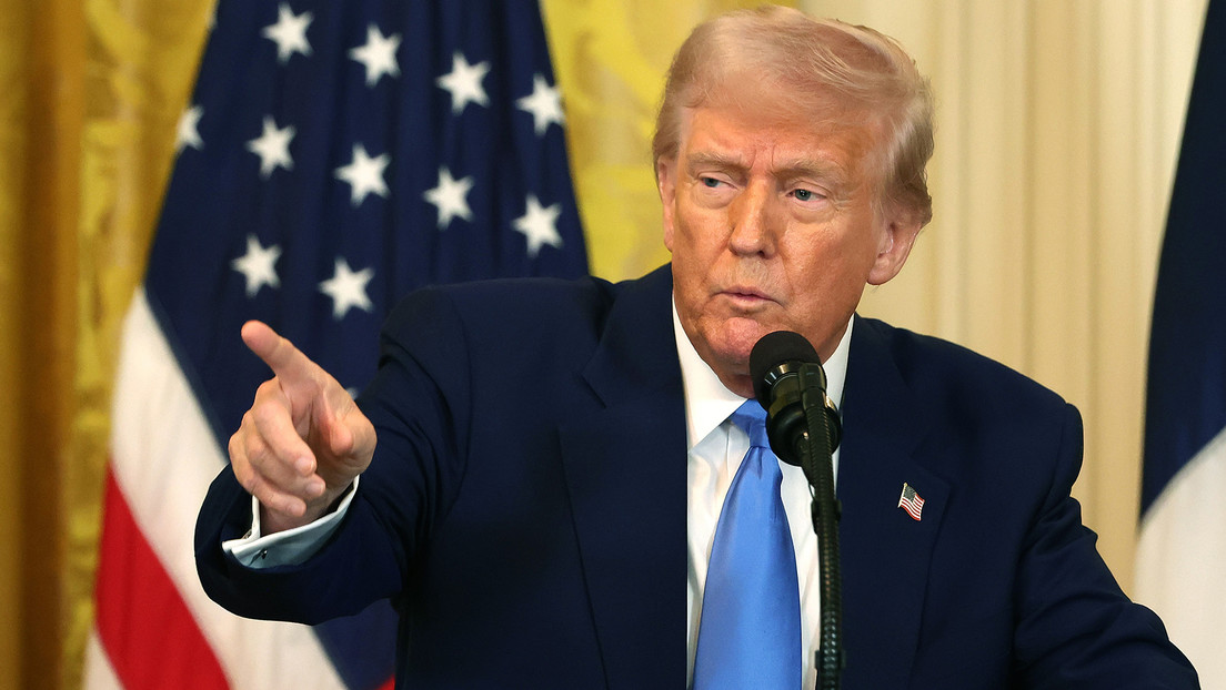 Trump amenaza a Irán por supuesta ayuda a los hutíes