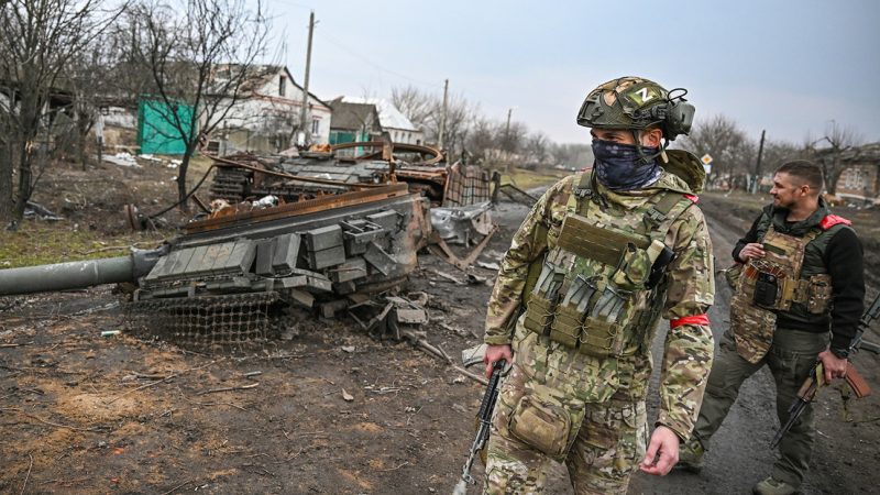 Donald Trump, afirma que 2.500 soldados ucranianos están rodeados por el Ejército ruso.