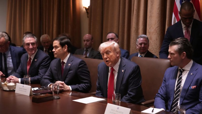 Filtran chat de trabajo de Vance, Rubio y otros funcionarios de EE.UU.