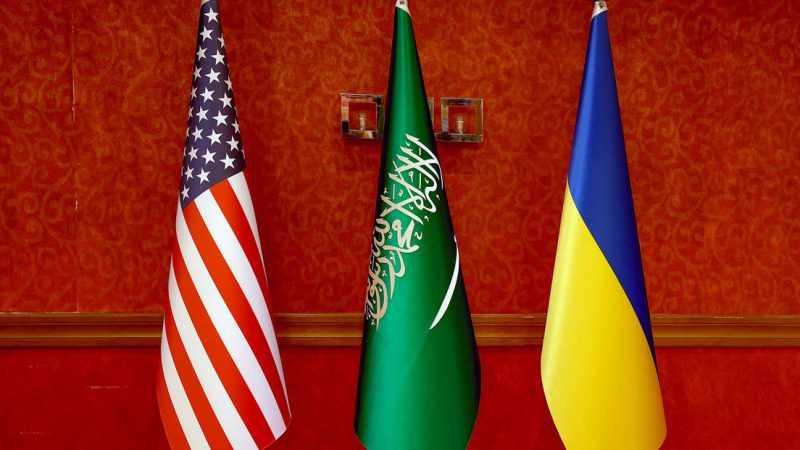 EE. UU. emprende nueva vez negociaciones con Ucrania en Arabia Saudita