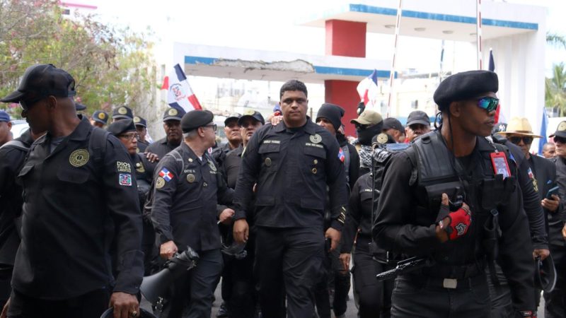 Antigua Orden Dominicana fija para el 24 de abril otra marcha contra ilegales haitianos pero hacia el Palacio Nacional