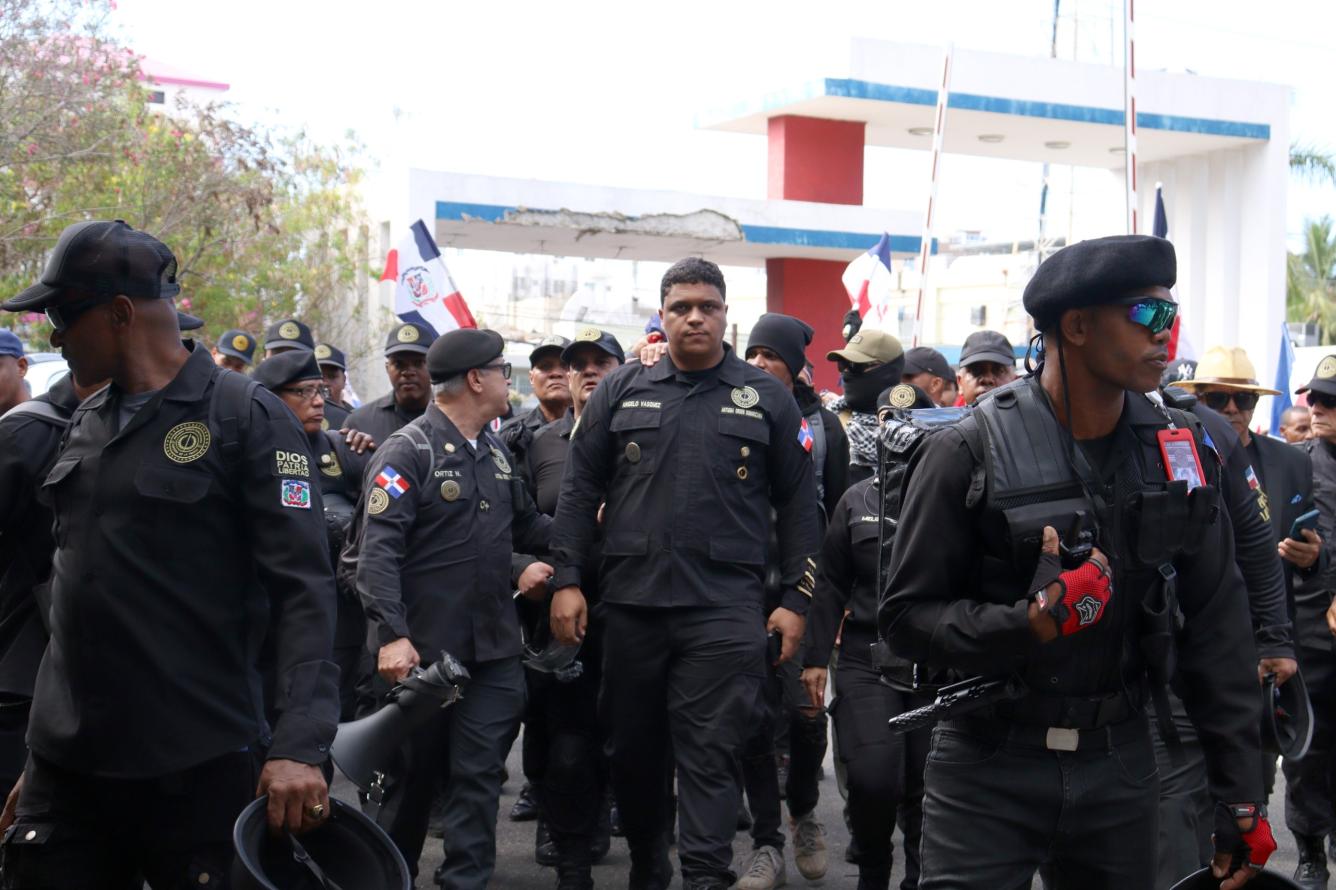 Antigua Orden Dominicana fija para el 24 de abril otra marcha contra ilegales haitianos pero hacia el Palacio Nacional