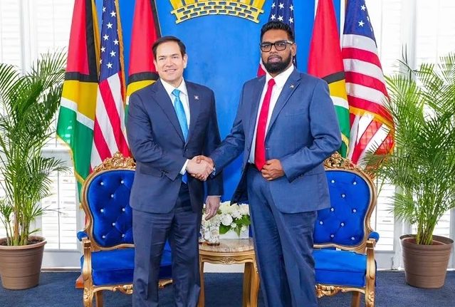 Secretario de Estado de EE. UU. tilda de gran error un posible ataque militar de Venezuela a Guyana