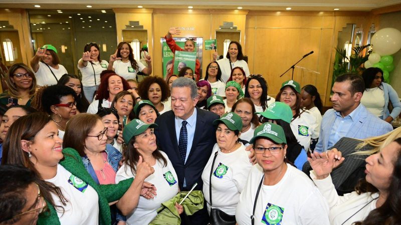 Fuerza del Pueblo impulsa el liderazgo femenino en la política