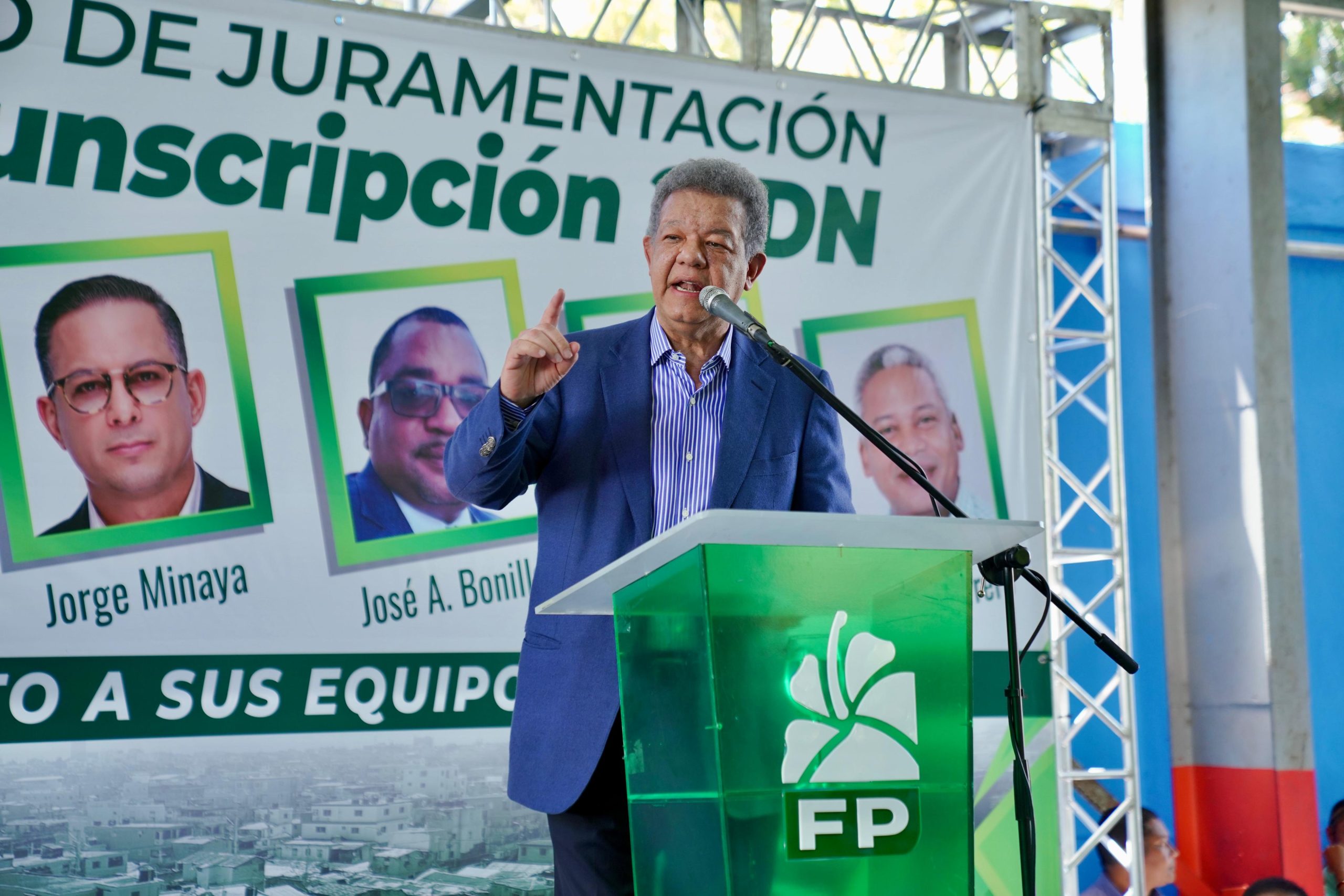 Leonel reitera reto a Abinader: Hagamos un recorrido por todo el país