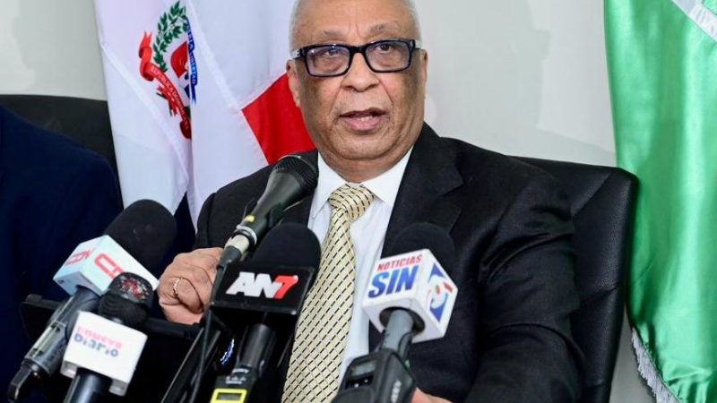 *FP advierte: el dólar podría alcanzar los 70 por 1 y llevarnos a un colapso económico similar a la crisis bancaria del 2003