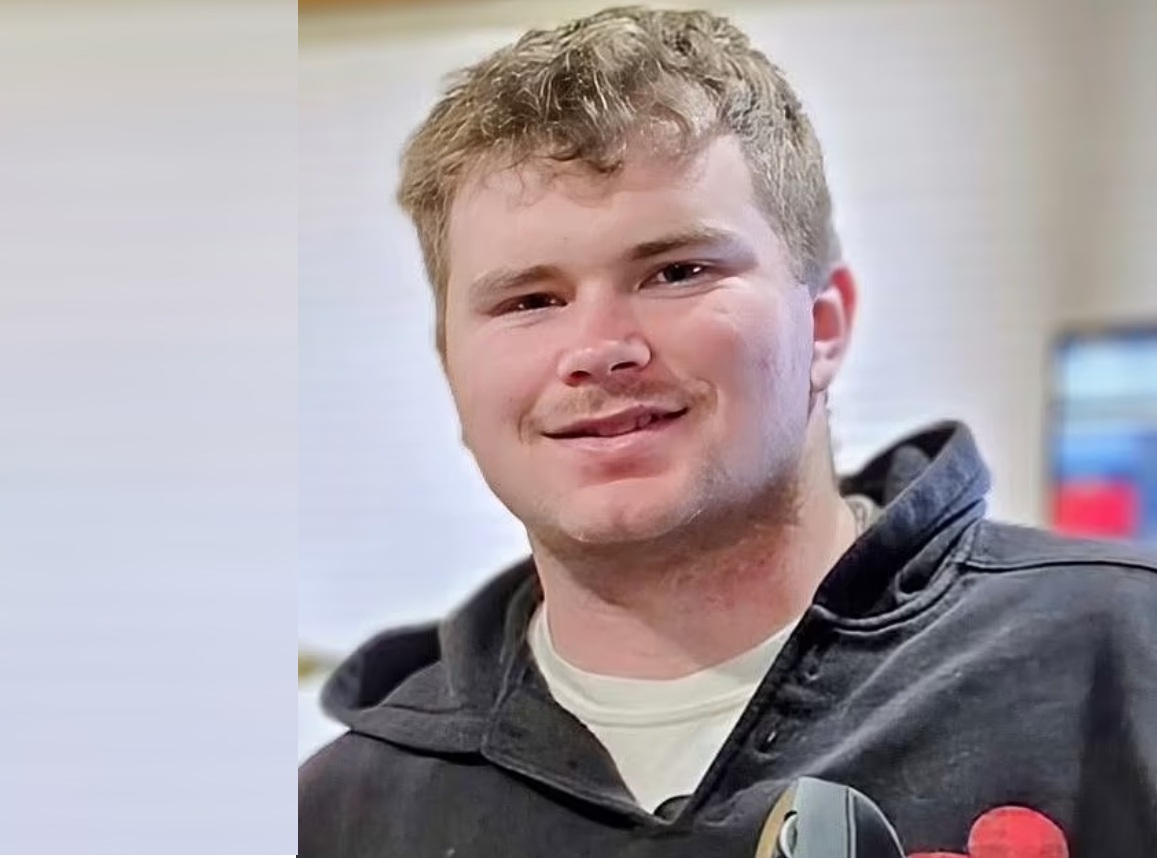 Padres de Joshua Riibe a quien Investigan por caso Sudiksha Konanki se muestran inconformes con retención irregular de su  hijo