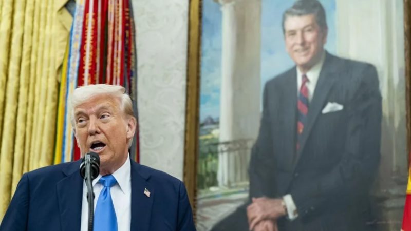 Trump amenaza a Irán al decirle que si nogocia con EE. UU. le pasarán «cosas malas»