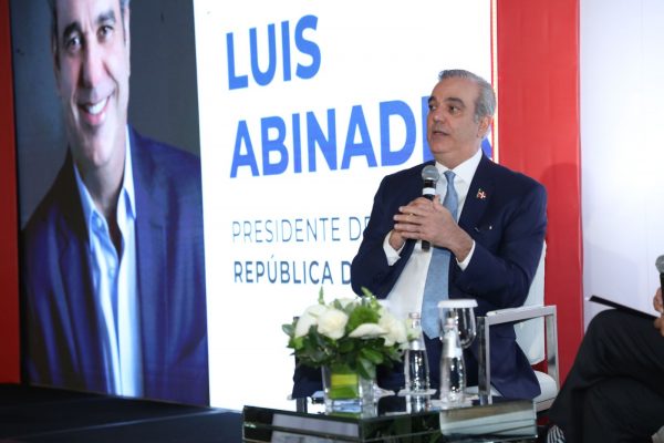 Abinader asegura República Dominicana está como nunca antes lo estuvo fuerte, prospera y preparada