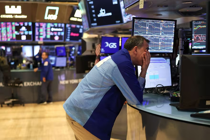 Se van al piso mercados mundiales por aranceles impuestos por Trump