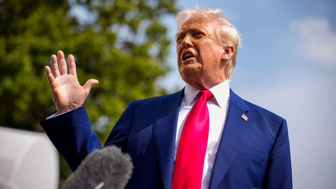 Donald Trump le dice a los inversionistas que este es el momento para hacerse más ricos que nunca