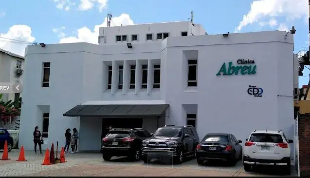 Clínica Abreu comunica que pacientes recibidos por ellos llegaron conscientes