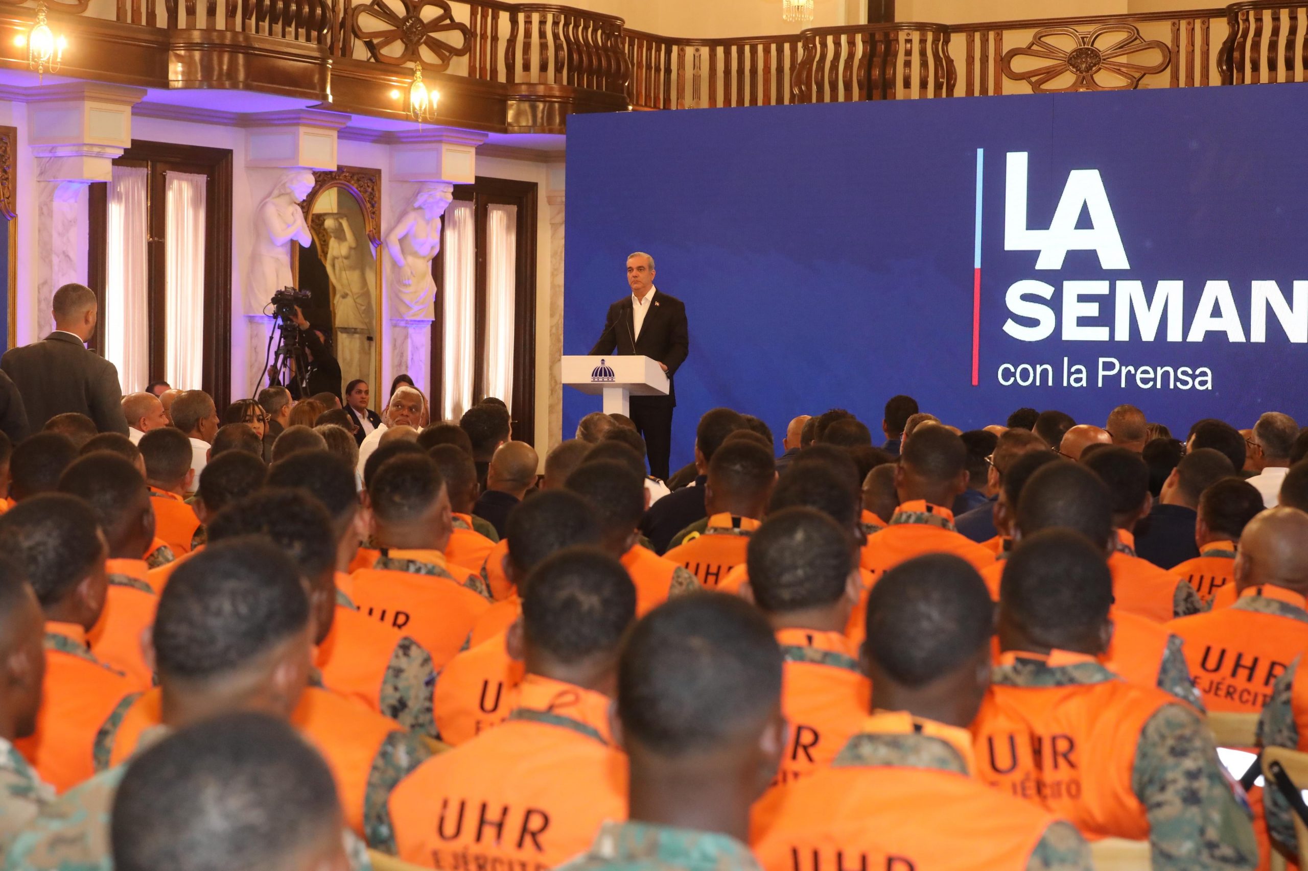 Abinader se compromete a dejar que se haga justicia como tiene que hacerse en el caso de tragedia Jet Set